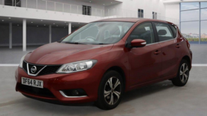 2014 Nissan Pulsar 1.2 Dig-T Acenta Euro 5 (s/s) 5dr Euro 5 in Red — image 2