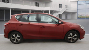 2014 Nissan Pulsar 1.2 Dig-T Acenta Euro 5 (s/s) 5dr Euro 5 in Red — image 5