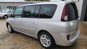 2008 Renault Grand Espace 2.0 Dci Dynamique Auto 5dr in Silver — image 3