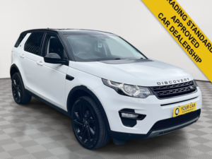 2018 Land Rover Discovery Sport 2.0 Td4 Hse Black SUV 5dr Diesel Auto 4WD Euro 6 (s/s) (180 Ps) in White — image 2