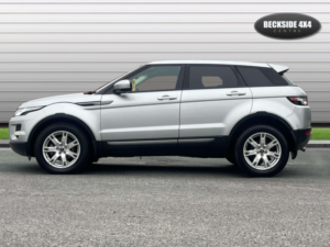 2012 Land Rover Range Rover Evoque 2.2 Range Rover Evoque Pure Tech Td4 4WD 5dr in Silver — image 6