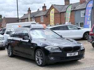 2011 BMW 5 Series 2.0 520d Se Touring in Black — image 4