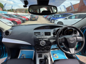 2010 Mazda Mazda3 1.6 Sport Euro 4 5dr in Blue — image 2