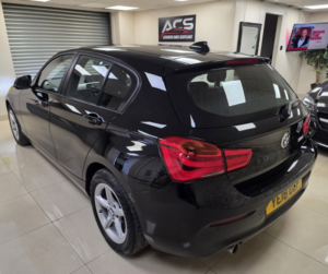 2018 BMW 1 Series 2.0 118d Se Hatchback 5dr Diesel Manual Euro 6 (s/s) (150 Ps) in Multicolour — image 4