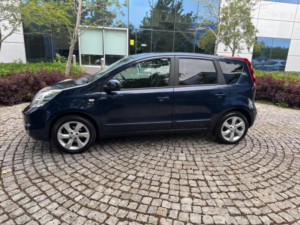2010 Nissan Note 1.6 16v Tekna Auto Euro 4 5dr in Blue — image 5