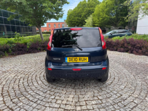 2010 Nissan Note 1.6 16v Tekna Auto Euro 4 5dr in Blue — image 6