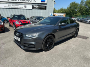 2015 Audi A5 2.0 Tdi Black Edition Plus S Tronic Quattro Euro 6 (s/s) 2dr in Grey — image 4