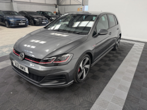 2019 Volkswagen Golf 2.0 Tsi Gti Performance in Grey — image 3