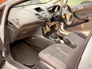 2014 Ford Fiesta 1.25 Zetec Euro 5 3dr in White — image 6