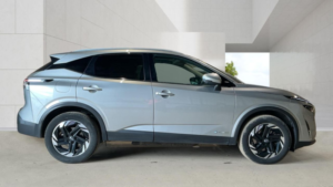 2025 Nissan Qashqai 1.5 H E-Power N-Connecta SUV 5dr Petrol Hybrid Auto Euro 6 (s/s) (190 Ps) in Silver — image 5