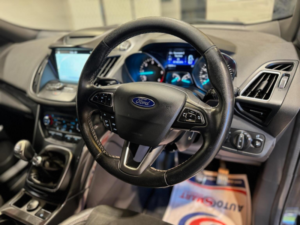 2017 Ford Kuga 2.0 Tdci Ecoblue St-Line Euro 6 (s/s) 5dr in Black — image 3