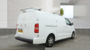 2020 Vauxhall Vivaro 1.5 Turbo D 2900 Sportive L2 H1 Euro 6 (s/s) 5dr in White — image 3