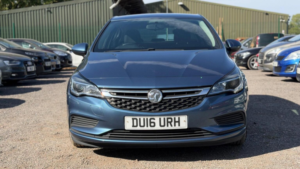 2016 Vauxhall Astra 1.4i Turbo Tech Line Euro 6 5dr in Blue — image 2