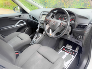 2016 Vauxhall Zafira Tourer 1.4i Turbo Sri Auto Euro 6 5dr in White — image 3