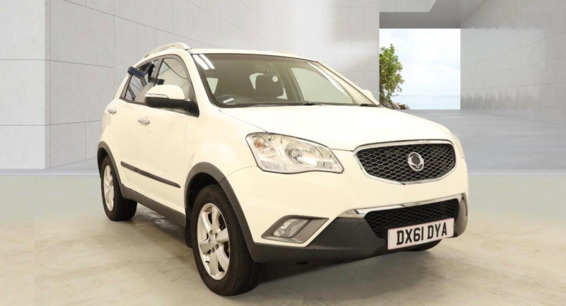 2011 Ssangyong Korando 2.0d Ex 4WD Euro 5 5dr in White — image 1