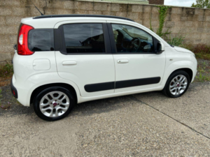 2013 Fiat Panda 0.9 Twinair Lounge in White — image 2