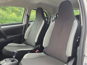 2017 Toyota Aygo 1.0 Vvt-I X-Play X-Shift Euro 6 5dr in White — image 3