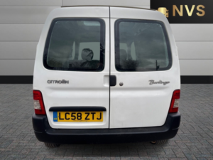 2009 Citroen Berlingo 1.6 Hdi in White — image 6