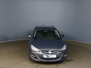 2014 Vauxhall Astra 2.0 Cdti Sri in Grey — image 3