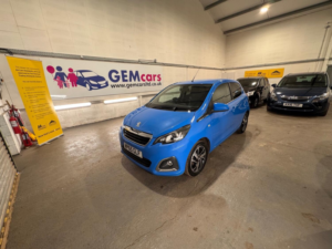 2015 Peugeot 108 1.2 Puretech Allure in Blue — image 2