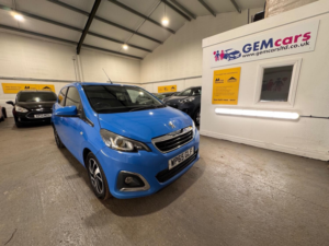 2015 Peugeot 108 1.2 Puretech Allure in Blue — image 6