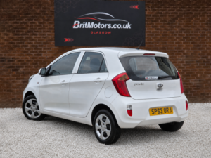 2013 Kia Picanto 1.0 1 in White — image 4