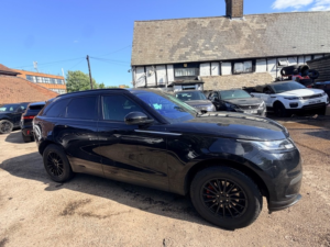 2017 Land Rover Range Rover Velar Core in Black — image 5