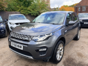 2018 Land Rover Discovery Sport Td4 Hse in Grey — image 2
