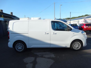 2023 Vauxhall Vivaro 1.5 Turbo D 2700 Pro L1 H1 Euro 6 (s/s) 6dr in White — image 4