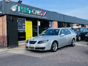 2009 Saab 9-5 2.3 T Turbo Edition in Silver — image 3