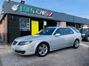 2009 Saab 9-5 2.3 T Turbo Edition in Silver — image 5