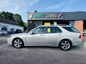 2009 Saab 9-5 2.3 T Turbo Edition in Silver — image 6