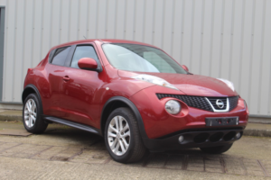 2011 Nissan Juke 1.6 Acenta Premium in Red — image 2