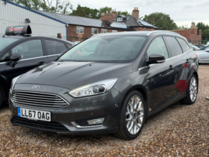 2017 Ford Focus 1.0t Ecoboost Titanium X Auto Euro 6 (s/s) 5dr in Grey — image 3