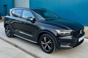 2021 Volvo Xc40 1.5 T3 R-Design Euro 6 (s/s) 5dr in Black — image 2