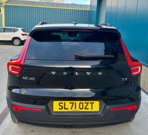 2021 Volvo Xc40 1.5 T3 R-Design Euro 6 (s/s) 5dr in Black — image 4