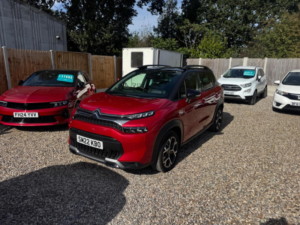2022 Citroen C3 Aircross 1.2 Puretech Shine Plus Eat6 Euro 6 (s/s) 5dr in Red — image 3