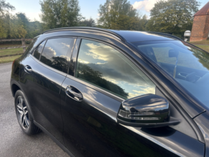 2019 Mercedes-Benz Gla 1.6 Gla180 Urban Edition in Black — image 2