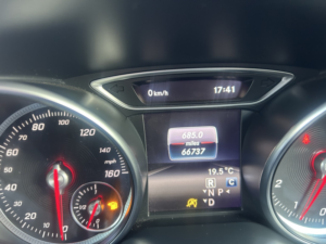 2019 Mercedes-Benz Gla 1.6 Gla180 Urban Edition in Black — image 6