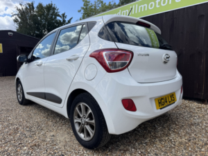 2014 Hyundai I10 1.0 Premium in White — image 4