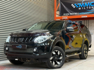 2016 Mitsubishi L200 2.4 Di-D Dc Barbarian 4WD Euro 6 4dr in Black — image 4