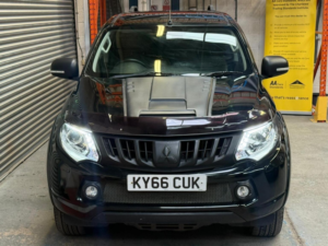 2016 Mitsubishi L200 2.4 Di-D Dc Barbarian 4WD Euro 6 4dr in Black — image 6