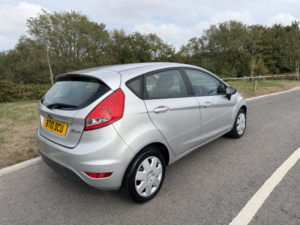 2010 Ford Fiesta 1.3 Edge in Silver — image 2