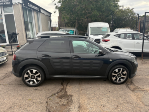 2016 Citroen C4 Cactus 1.2 Puretech Flair Hatchback 5dr Petrol Manual Euro 6 (s/s) (110 Ps) in Black — image 2
