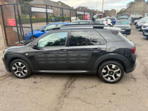 2016 Citroen C4 Cactus 1.2 Puretech Flair Hatchback 5dr Petrol Manual Euro 6 (s/s) (110 Ps) in Black — image 6