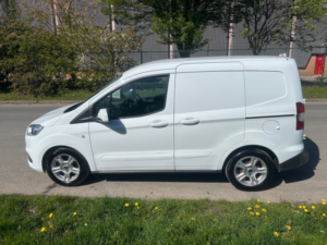 2021 Ford Transit Courier 1.0 Transit Courier Limited Van 1.0l Ecoboost 100ps Fwd 6 Speed Manual in White — image 3