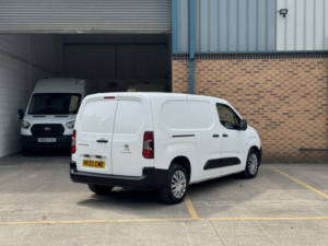 2020 Peugeot Partner 1.5 Bluehdi 950 Professional Long Crew Van Lwb Euro 6 (s/s) in White — image 6