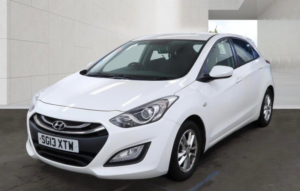 2013 Hyundai I30 1.6 Active Auto Euro 5 5dr in White — image 2
