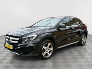 2016 Mercedes-Benz Gla 2.1 Gla200d Amg Line SUV 5dr Diesel 7g-Dct Euro 6 (s/s) (136 Ps) in Black — image 4