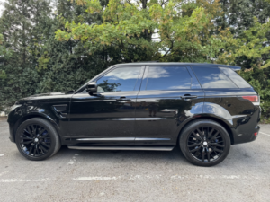 2016 Land Rover Range Rover Sport 5.0 V8 Svr in Black — image 6